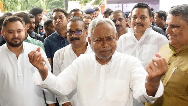 Bihar Chief Minister Nitish Kumar has directed officials in the education department to revoke the contentious order aimed at reducing the number of school holidays for school teachers. (HT_PRINT)