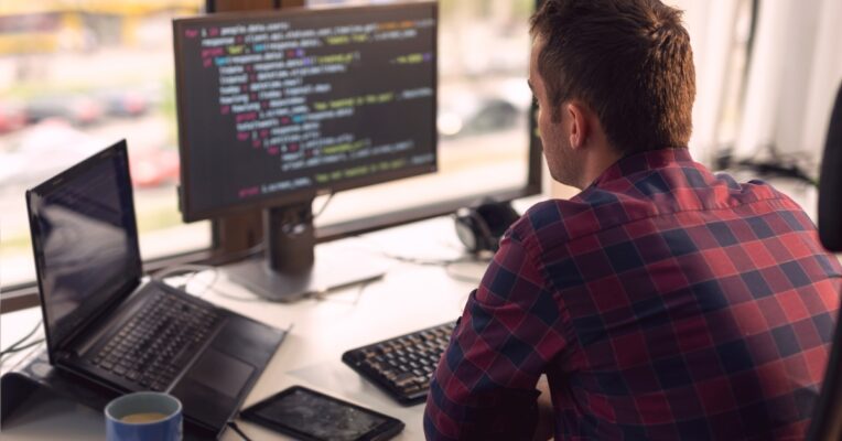 How To Become A Full Stack Developer In 2023